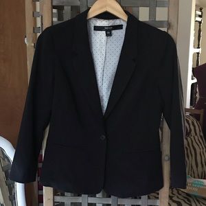 Favorite soft lined single-breasted stretch blazer